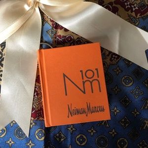 Neiman Marcus Book Key Ring Gift Tag